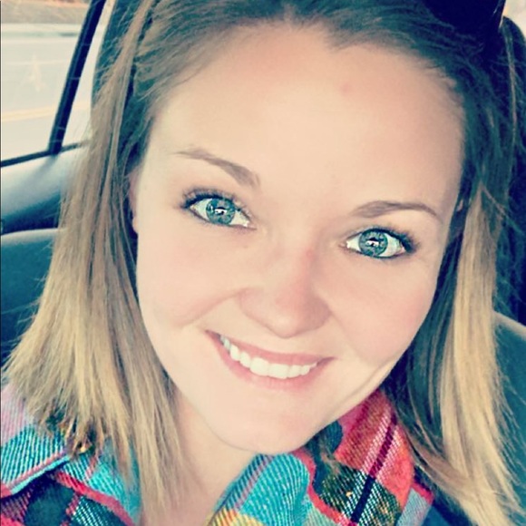 Meet your Posher, Logue - Picture 10 of 16